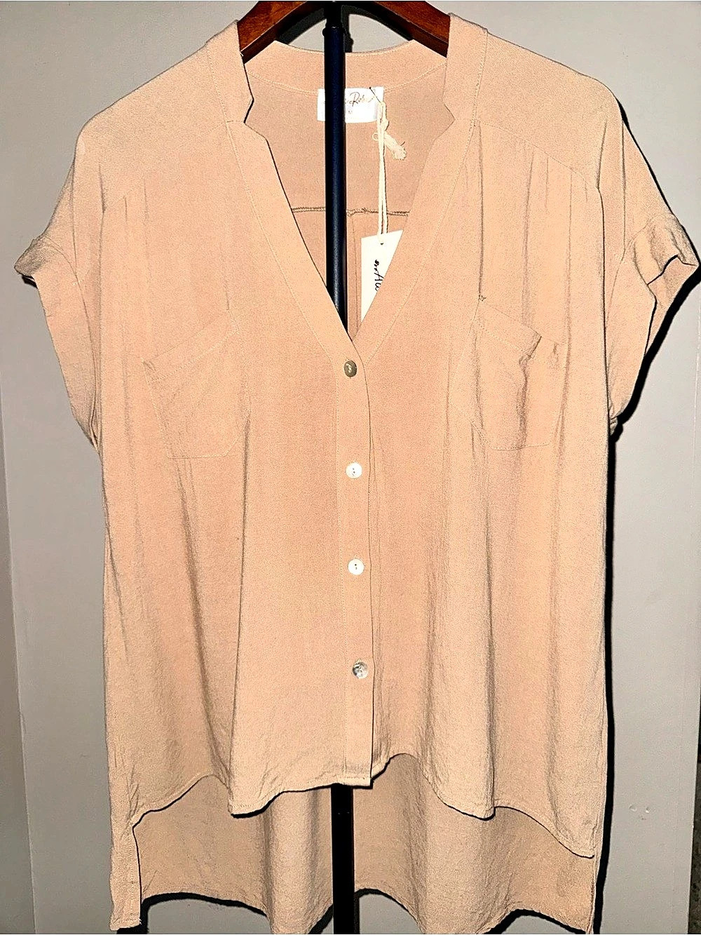 Alie Rose Rayon Linen Button Front Top in Brown Size Medium NWT